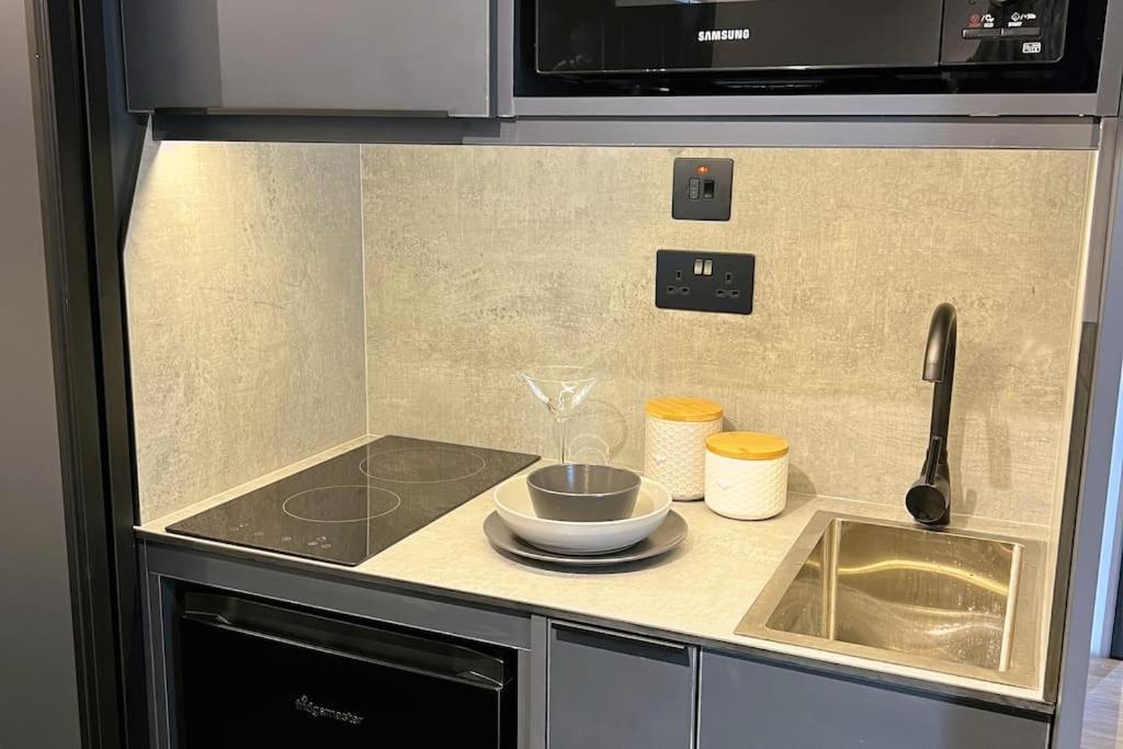Deluxe 1 Bed Studio 2A Near Royal Infirmary & Dmu Λέστερ Εξωτερικό φωτογραφία